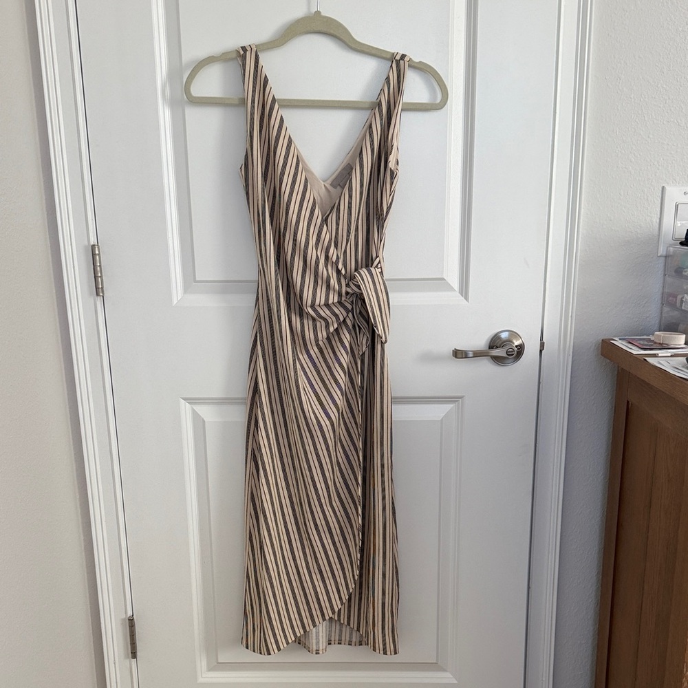 H&M Beige and Black Striped Asymmetrical Dress